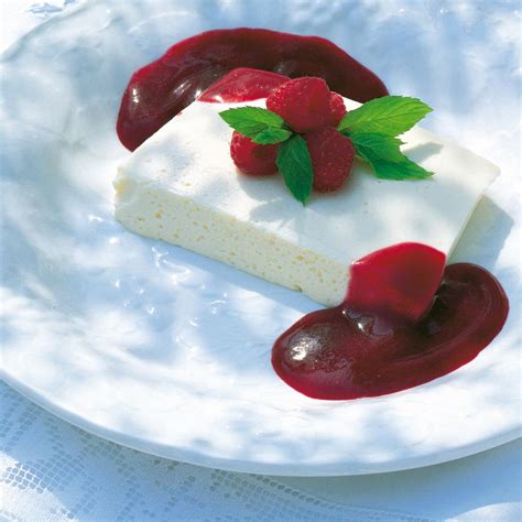 Recipe: Vanilla Cream Terrine is a fruity dessert as welcome as a summer day